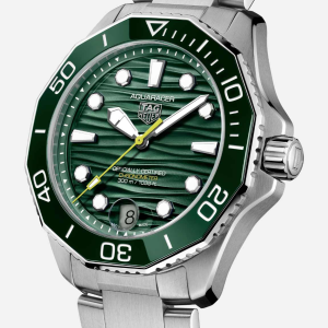 TAG Heuer Aquaracer
Professional 300 Date